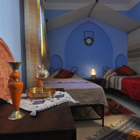 Riad La Famille Маракеш Екстериор снимка