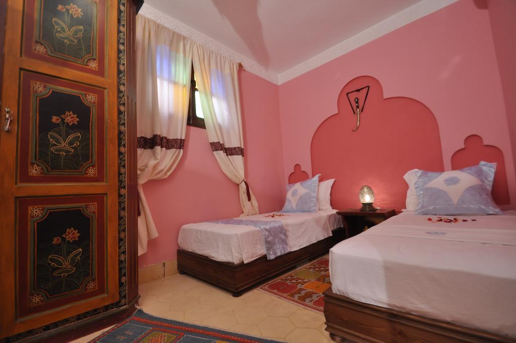 Riad La Famille Hotel Маракеш Екстериор снимка