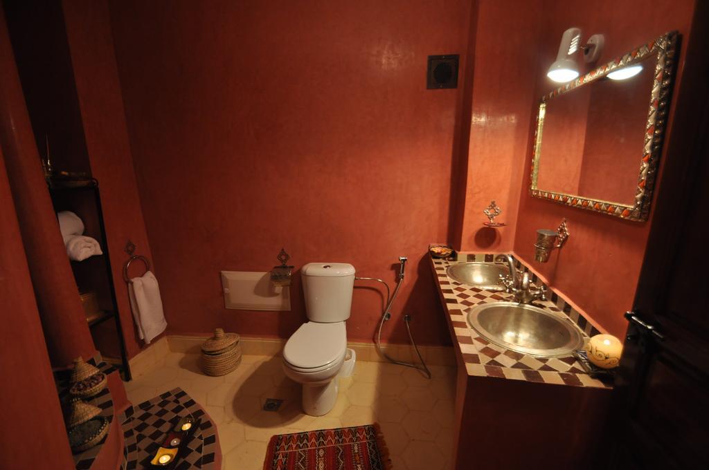 Riad La Famille Маракеш Стая снимка
